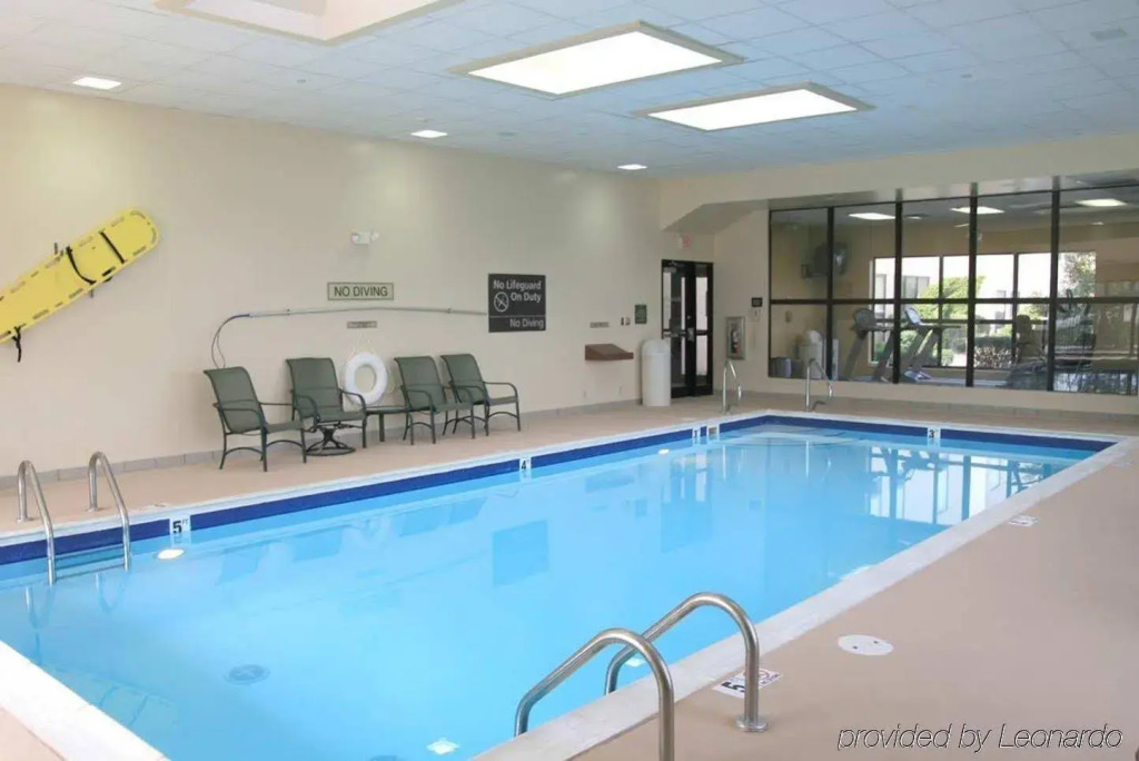 Holiday Inn Express - New Albany