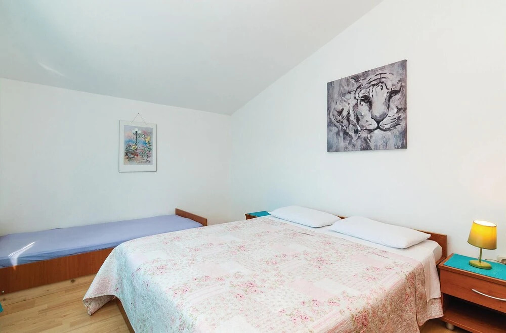 Amazing Apartment in Sv.filip i Jakov With 2 Bedrooms