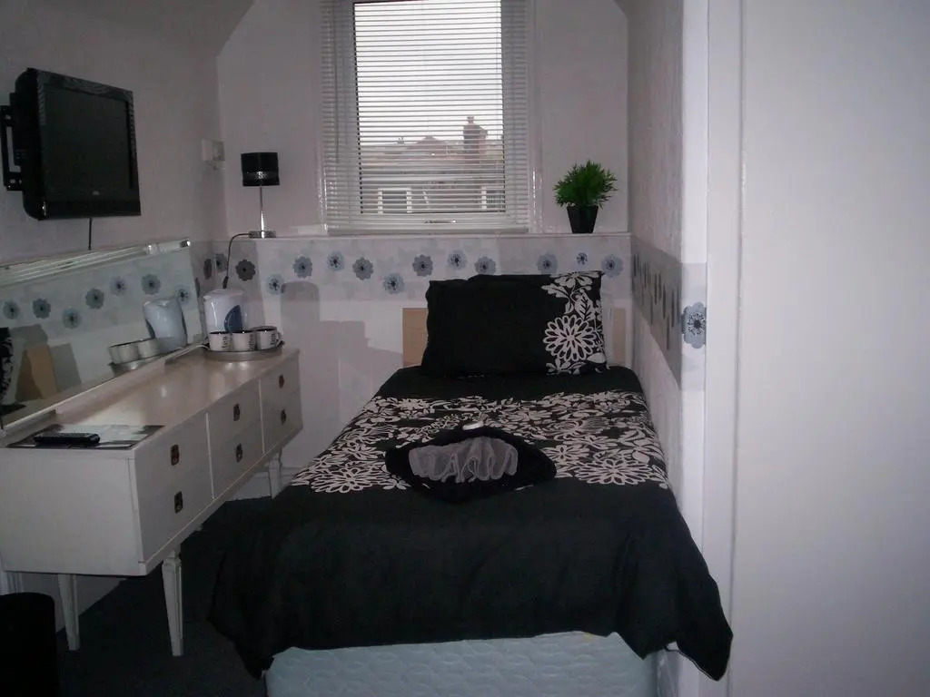 The Oakland Guest House