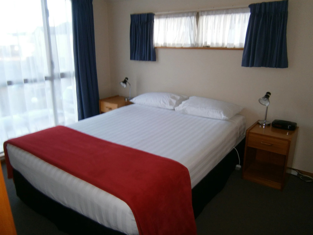 Deans Bush Motel