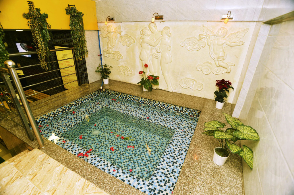 Boss Palace Hotel