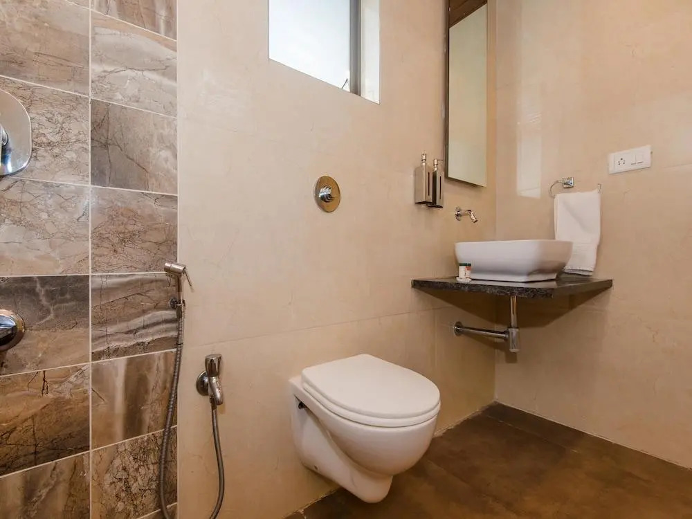 OYO 13468 Hotel Jai Malhar Residency