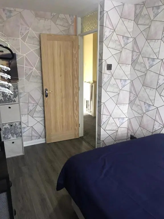 Double Room next to Burnham Crossrail Station