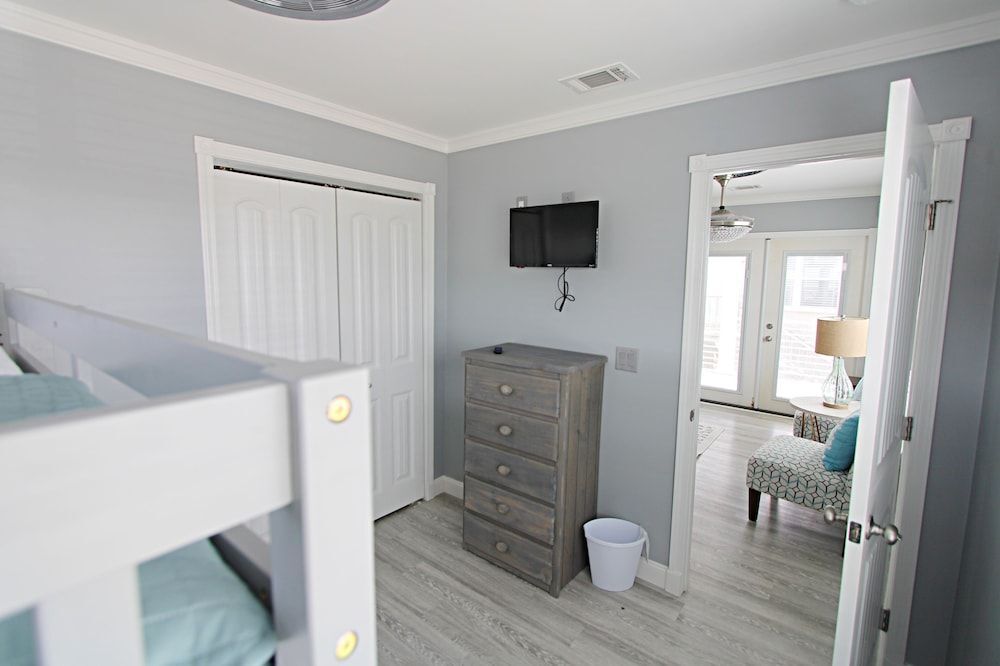 Sand In My Boots 3 Bedroom Home by Redawning