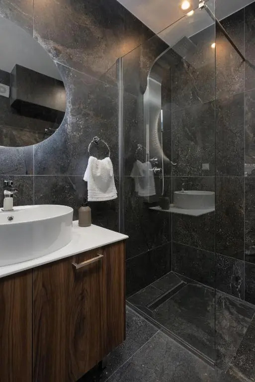 Downtown Luxury Apartment #2