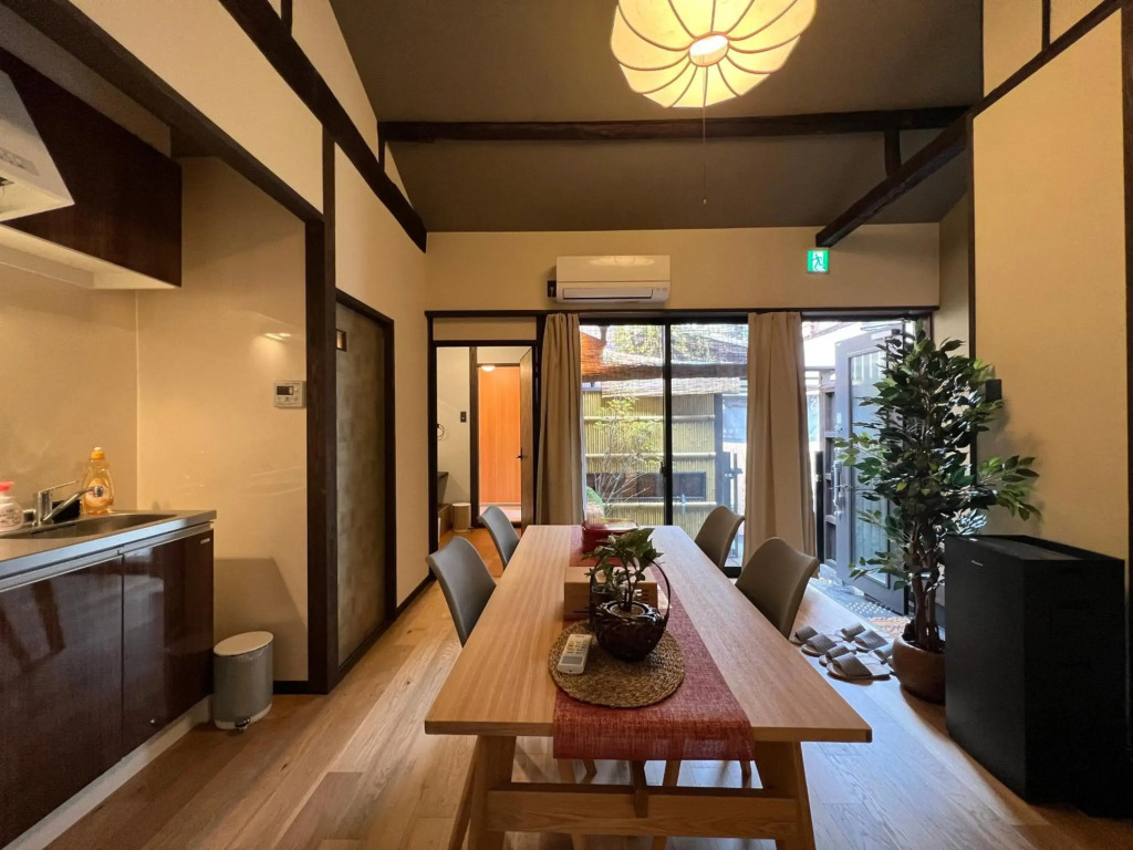 【至の宿・南】【maple season】7min Kyoto Sta./Open-Air Bath