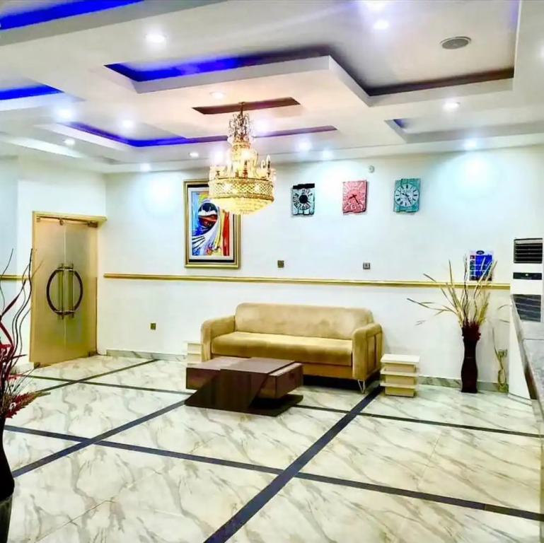 T Golden Villa