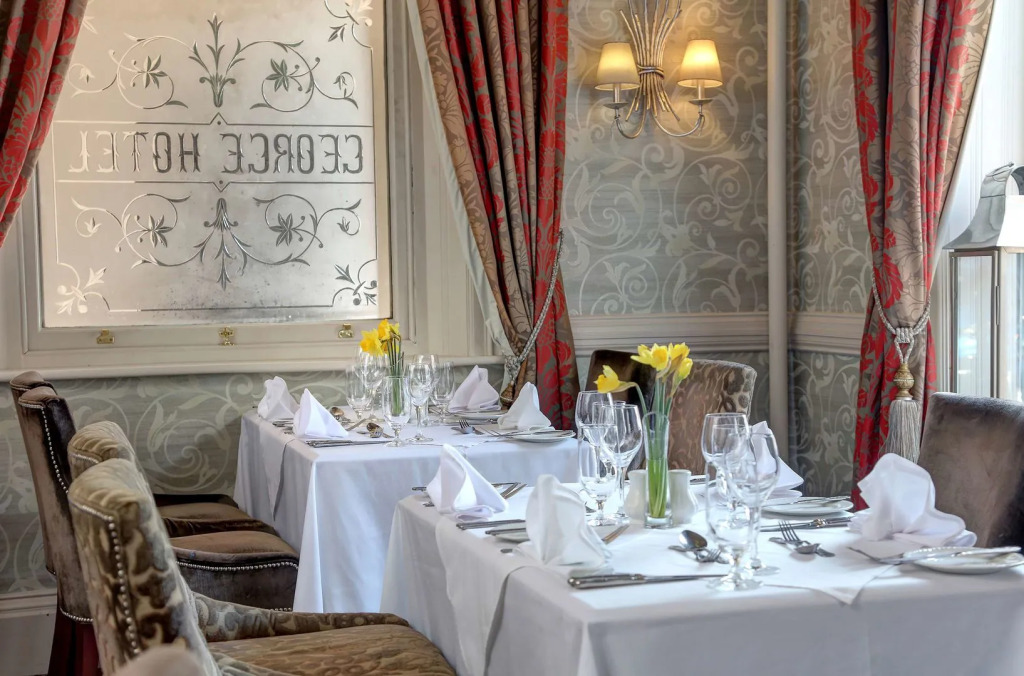 The George Hotel