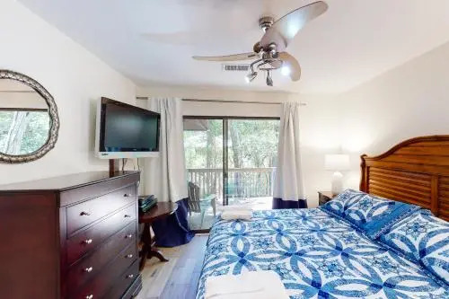 Inlet Cove 70