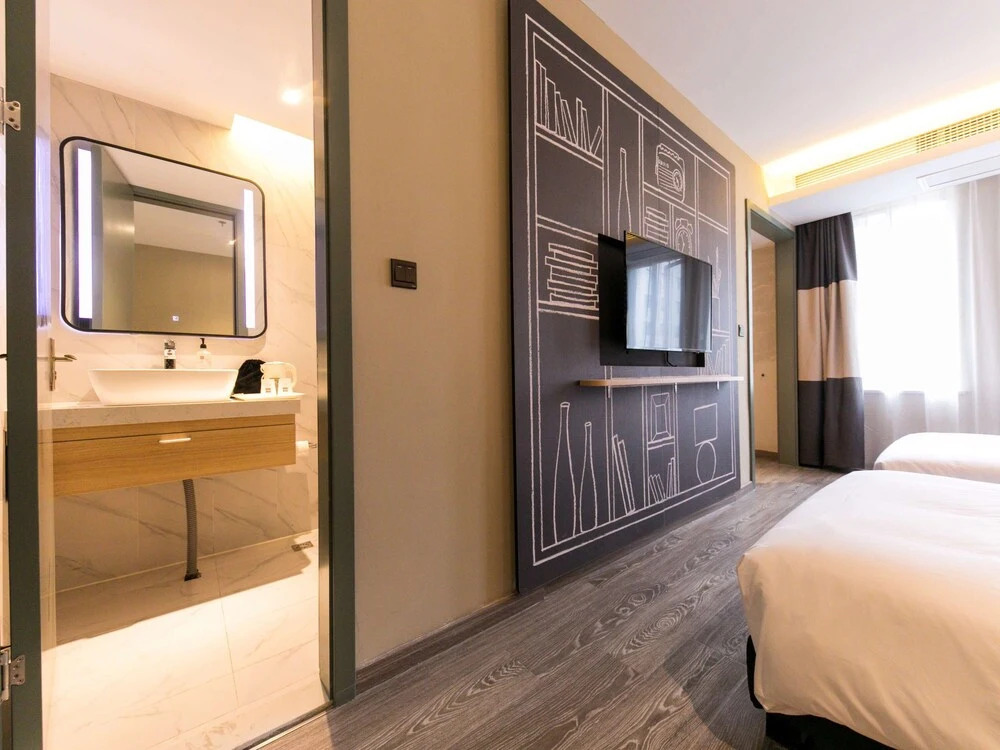 Ibis Shanghai Hongqiao Hongmei Road Hotel