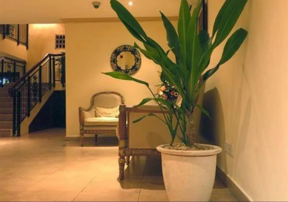 Z'Bass Hotel & Resort