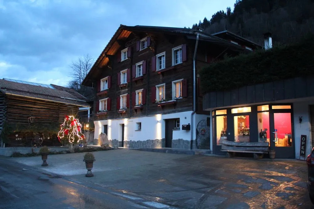 Chesa Prema Bed & Breakfast - Restaurant
