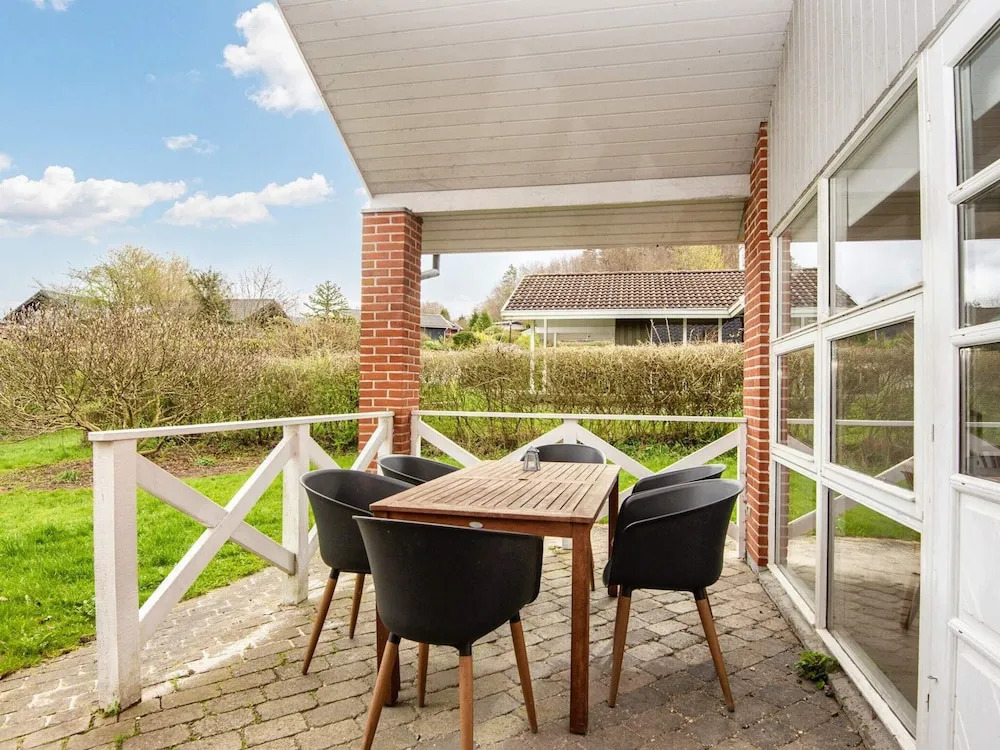 6 person holiday home in Børkop