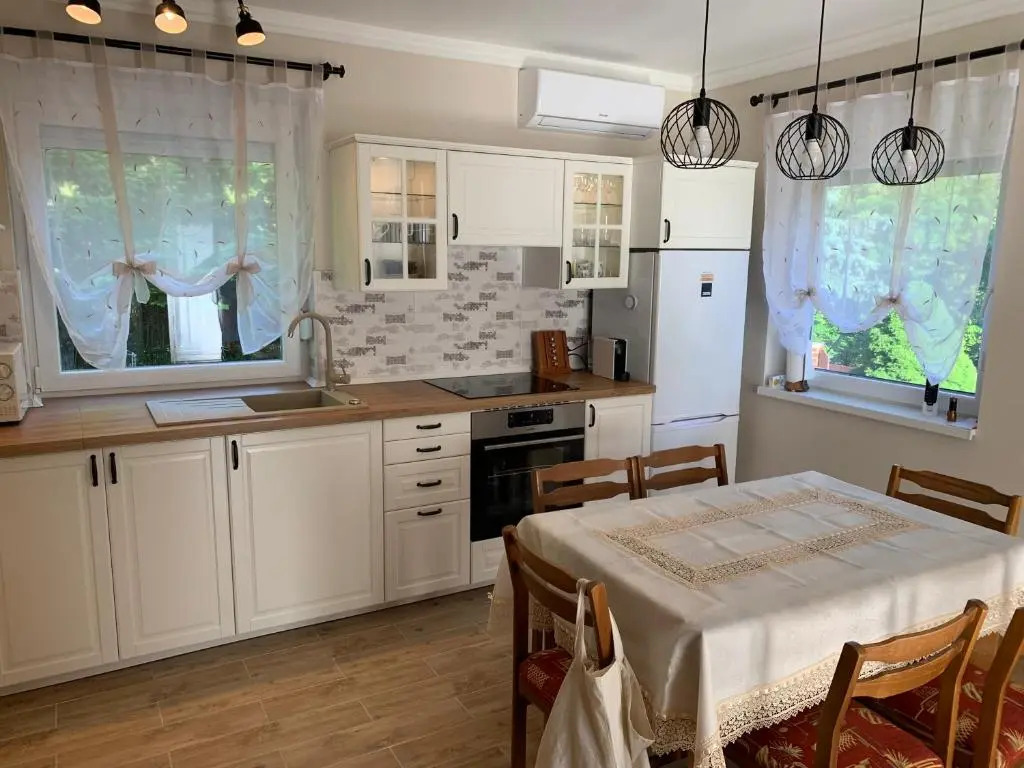 Erika Apartmanház