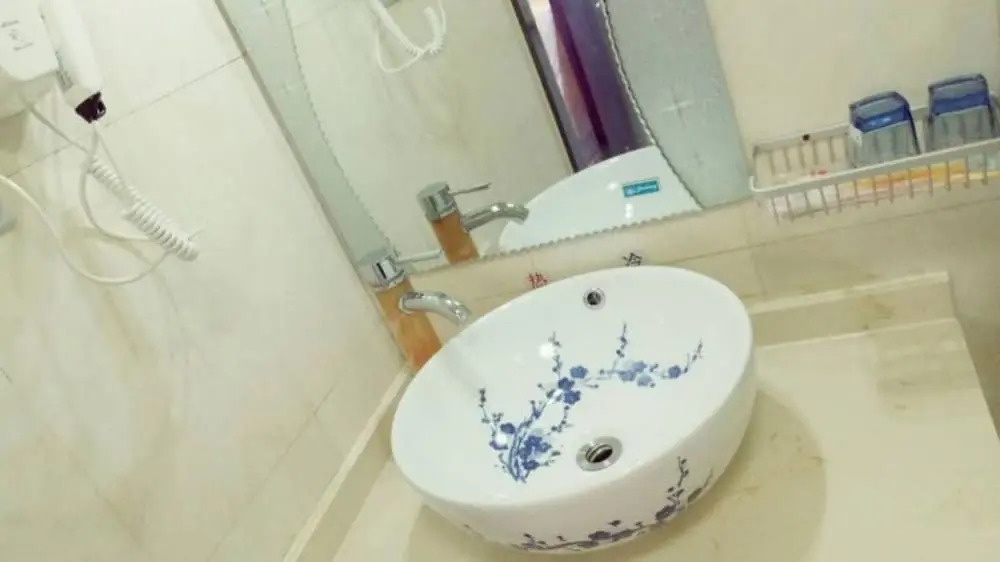 Shanghai Zhijin Hotel