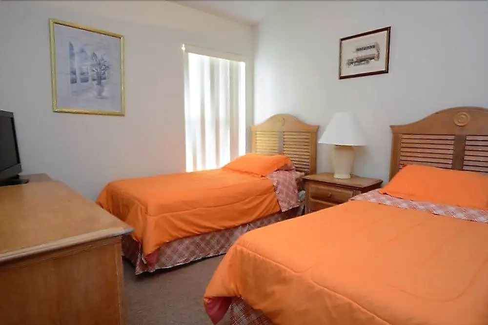 Eagle Pointe 1012 - Three Bedroom Villa with Private Pool