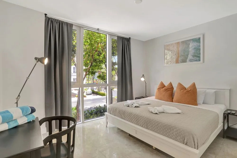 Deerfield Condo Suites by Opus