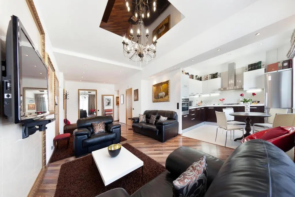 Alex Apartments