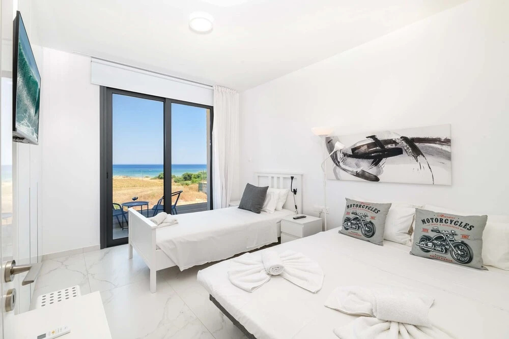 By The Beach Nova Seaview Villa