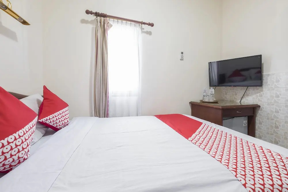 OYO 1090 Hotel Anging Mammiri Makassar