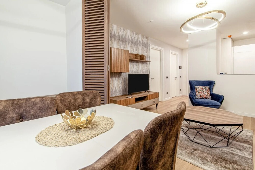 Elegant Flat Close to Malls in Sariyer