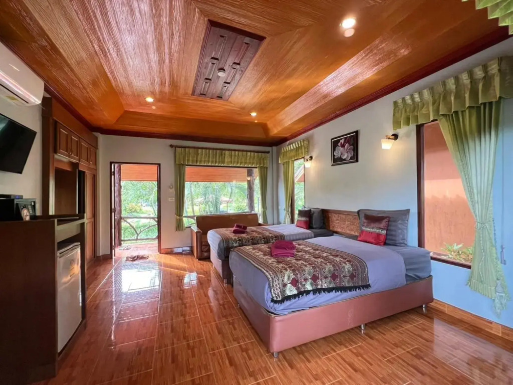 Khaosok Rainforest Resort