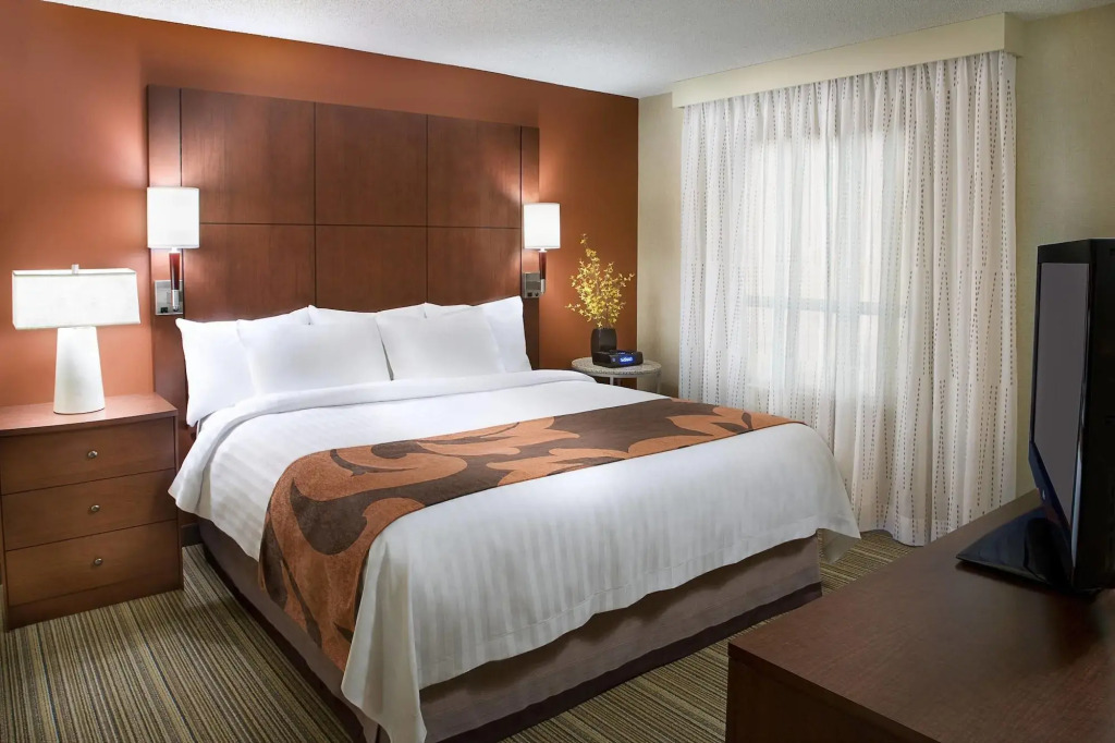 Residence Inn by Marriott Calgary Airport