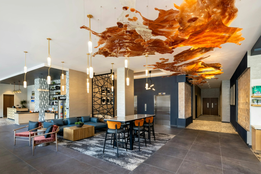 Tempo By Hilton Louisville Downtown Nulu
