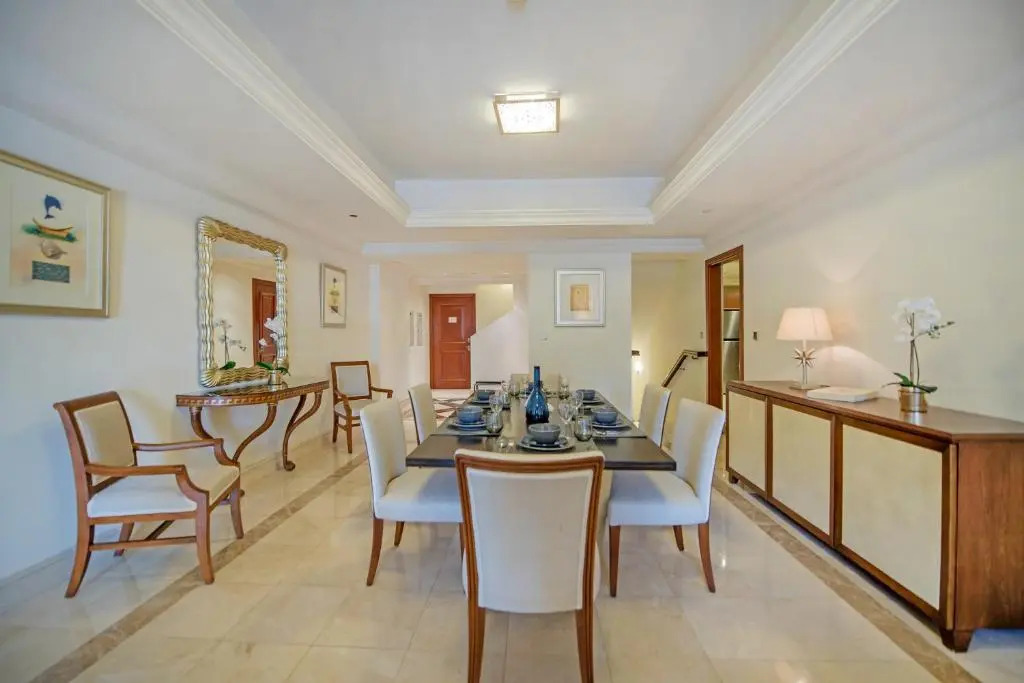 Luxurious 3BR Townhouse with Maid's & Private Pool in Palm Jumeirah
