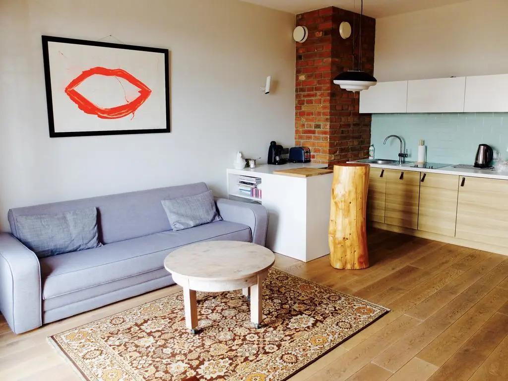 Gallery 4 Apartment