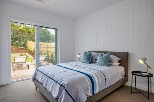 Mollys Beach House: