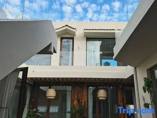 Treasure B&B, No. 82, Shuimuli