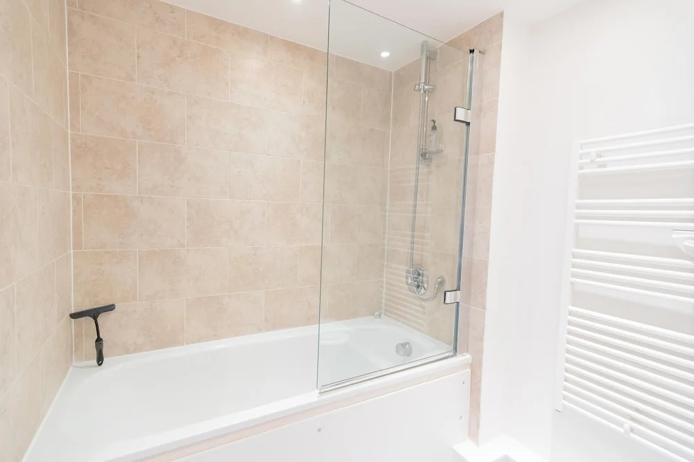 Hamilton Grace - Paramount Apartments