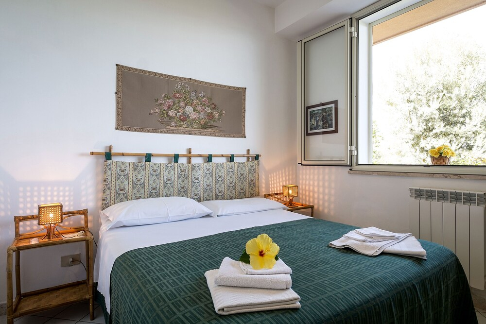 Bright and Comfortable Three-room Apartment Park Residence Cicladi