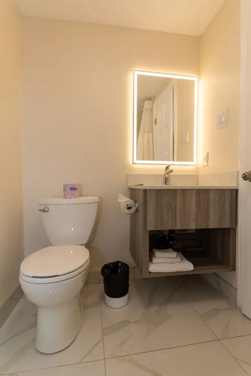 Borden Inn and Suites