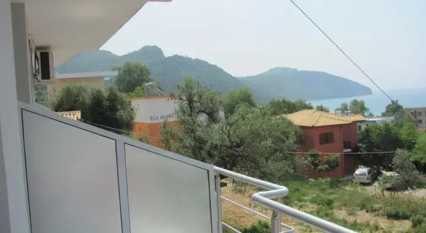 Marko Apartments