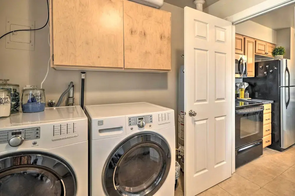 Billings Abode w/ Grill: Walk to Park & Shops