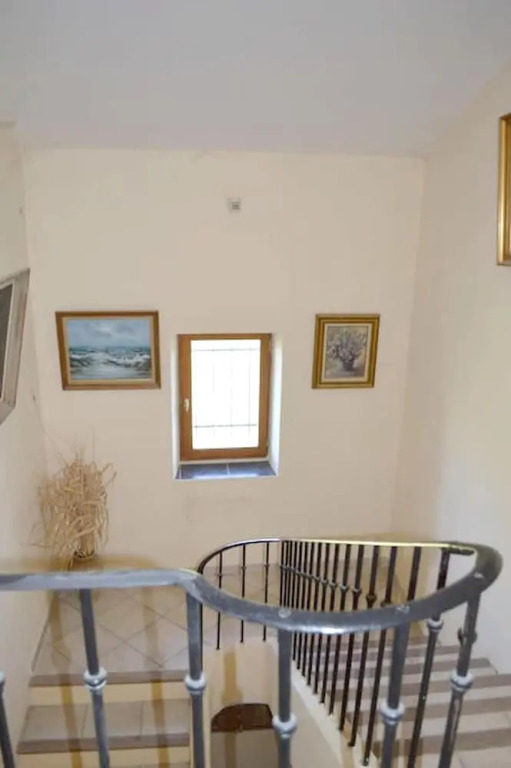 House With 7 Bedrooms in Monteux, With Pool Access, Enclosed Garden an