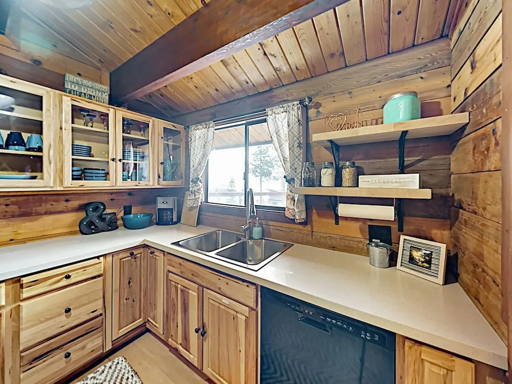 Robin - 4 Br Cabin