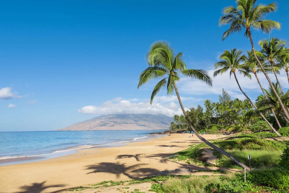 Haleakala Shores B-407 by Vacation Rental Pros
