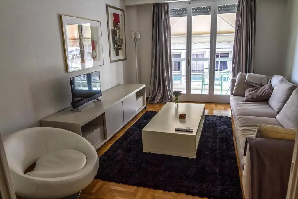 Veni Syntagma 5th Floor 2Bdr Apt