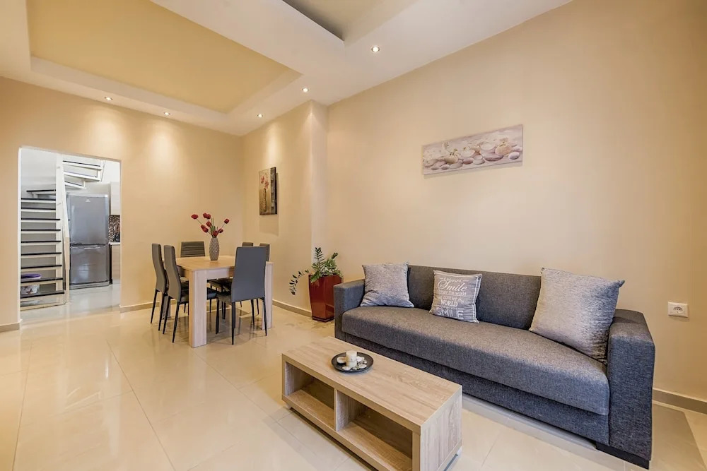Lucian City Apartments