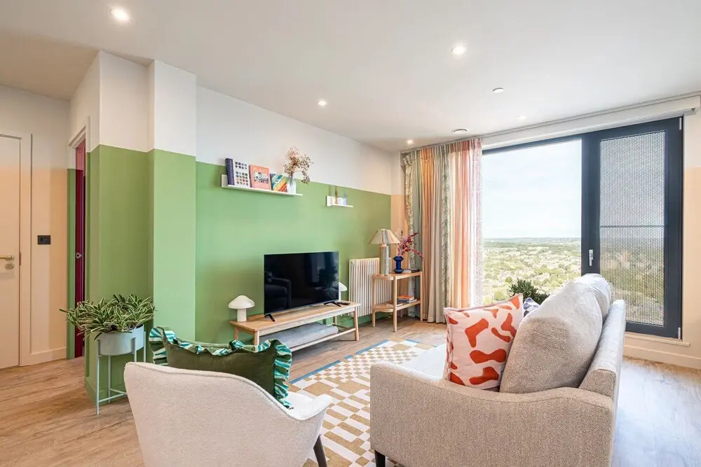 The Eades Laura Perryman 1 Bed