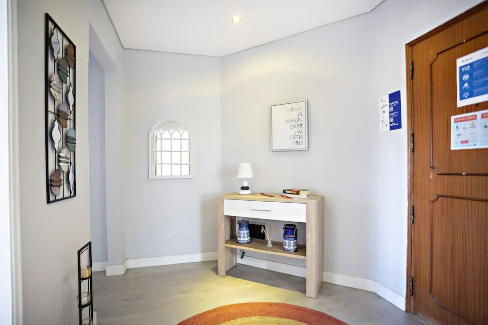 Gulbenkian in Faro With 2 Bedrooms and 1 Bathrooms