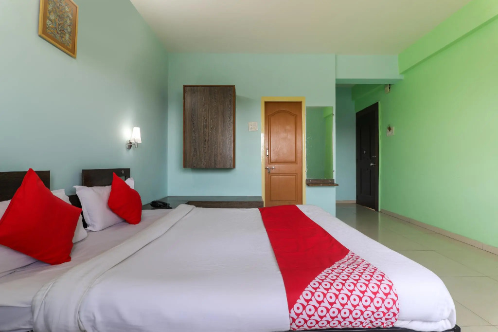 OYO 71837 Hotel Landmark