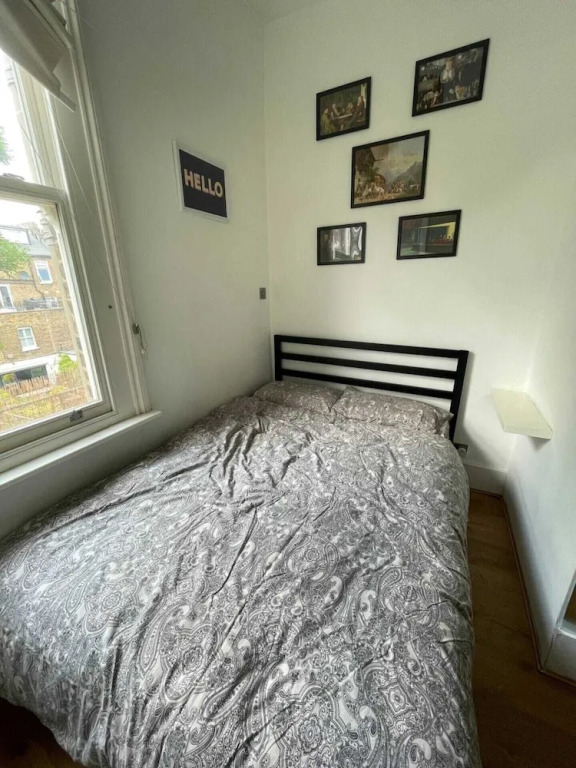 Stylish 1BD Flat With Private Terrace - Kilburn