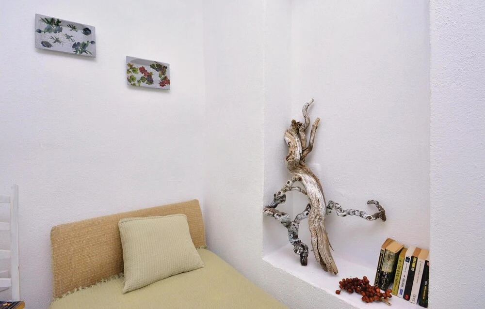 Nice Home in Podstrana with Hot Tub, WiFi & 4 Bedrooms