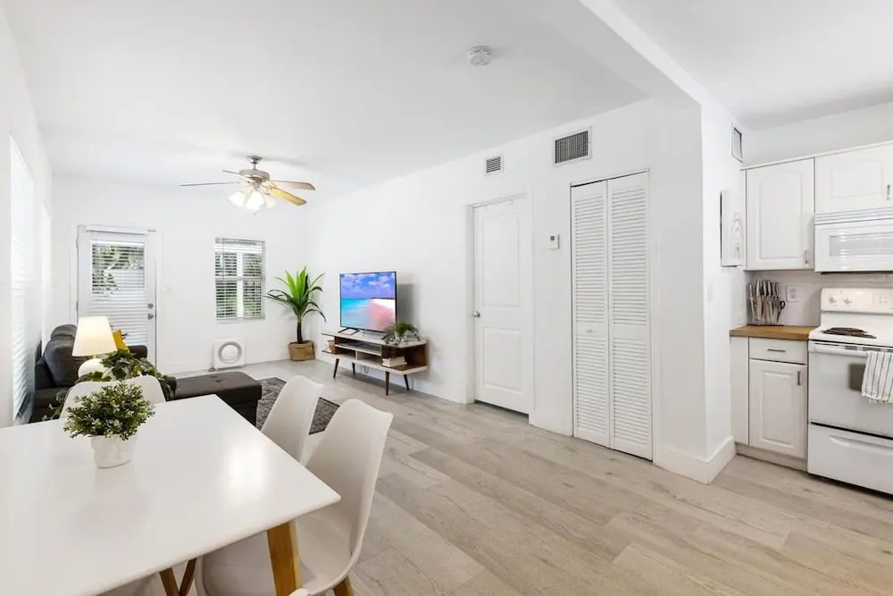 Dreamy 1-bedroom apt Walking Distance to Las Olas