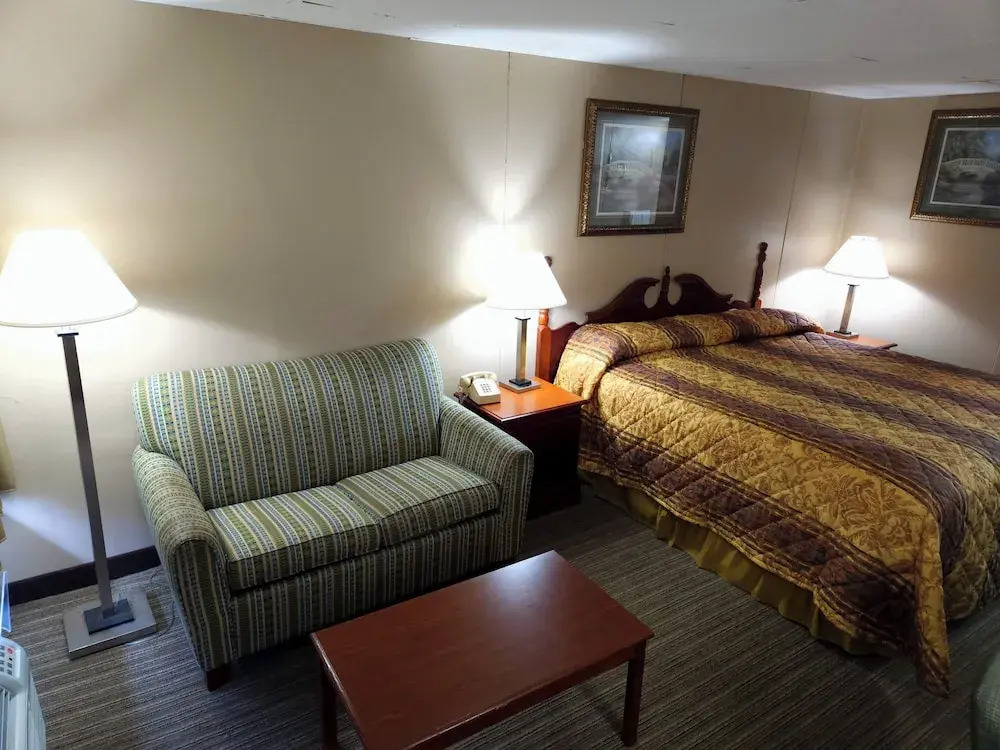 Economy Inn