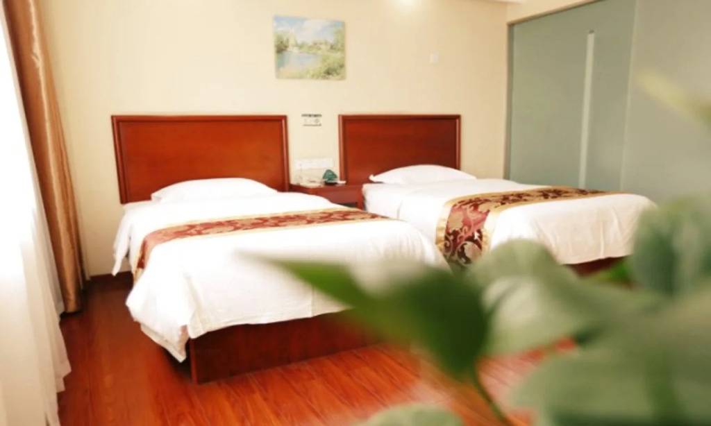 GreenTree Inn ShanDong ZiBo LinZi People Square Long-term Bus Station East Express Hotel